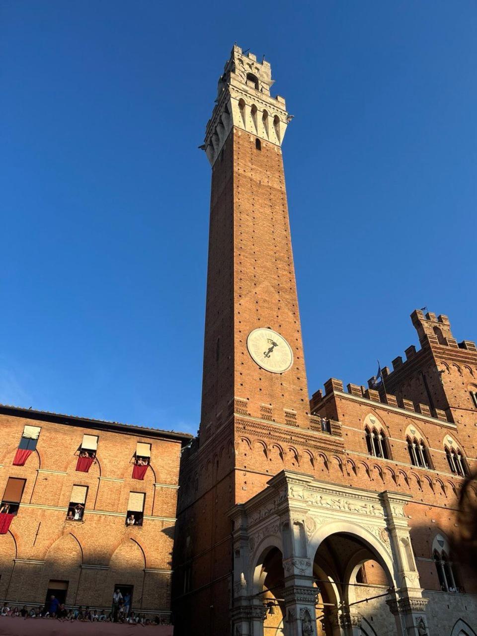La Campanina-Nel Cuore Di Siena E Della Contrada المظهر الخارجي الصورة