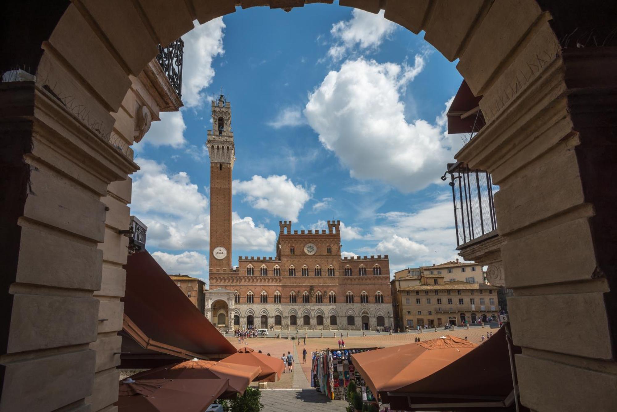 La Campanina-Nel Cuore Di Siena E Della Contrada المظهر الخارجي الصورة