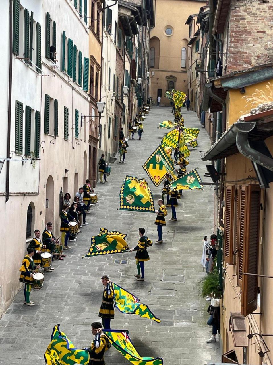La Campanina-Nel Cuore Di Siena E Della Contrada المظهر الخارجي الصورة